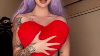 Eveelaurynn Nude show her erotic body – Onlyfans